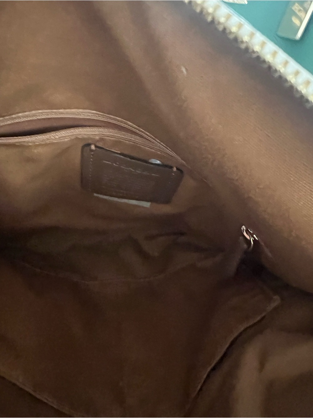 Coach Val Duffle off  White Leather Bucket Bag - Signature Gold Logo - Picture 2 of 4